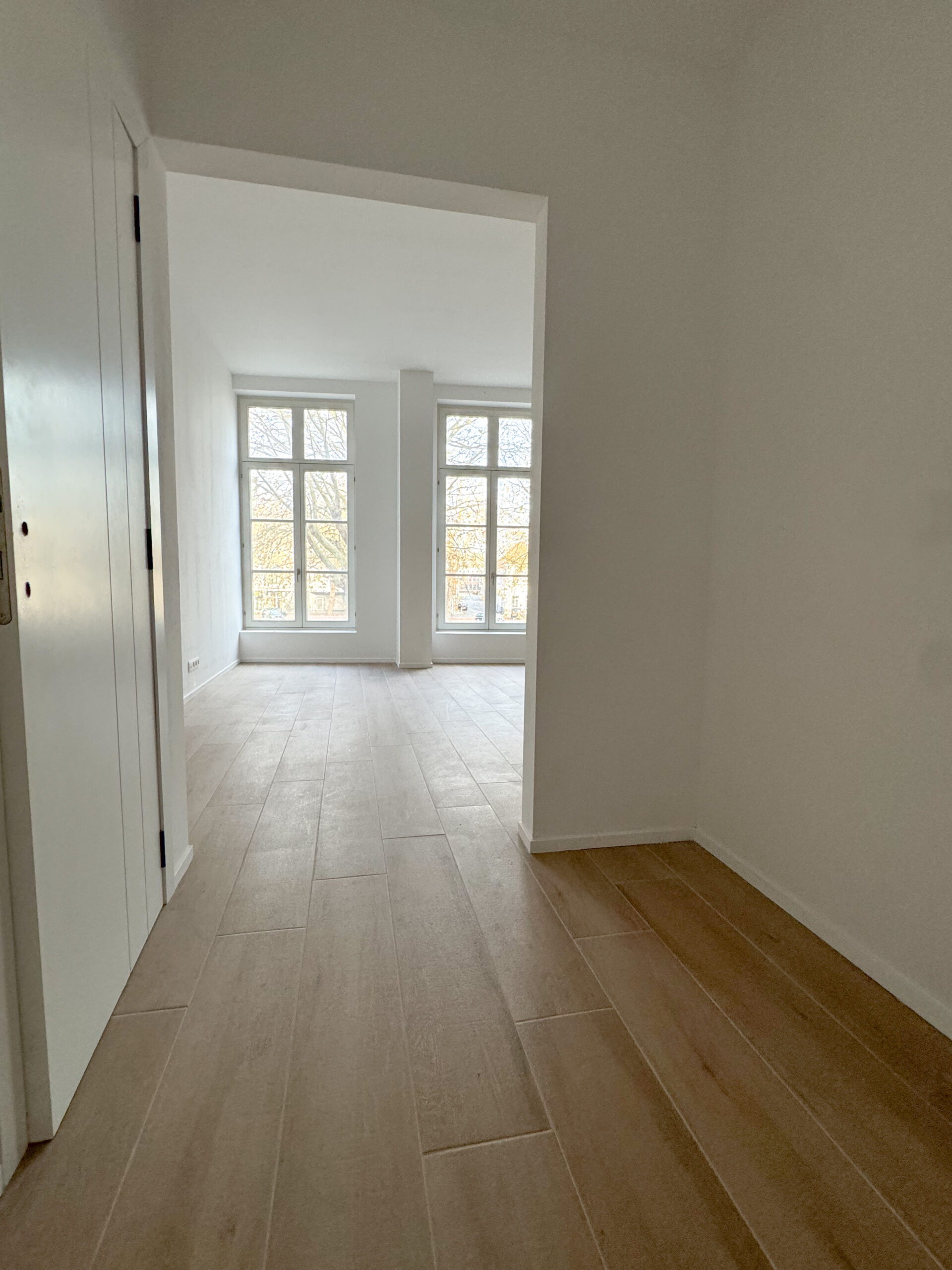 HALL2E ETAGE